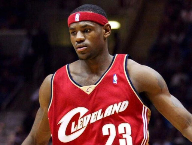 名依旧是霍, 勒布朗 名依旧是霍, 勒布朗