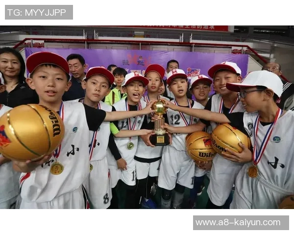 带队收成两个冠军 和平里一小队教练：百队杯是我最喜欢的赛事